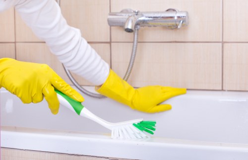 Deep cleaning hard floors in E3 for homes and businesses