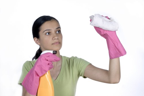 Close-up of stain treatment during Carpetcleaning E3 process